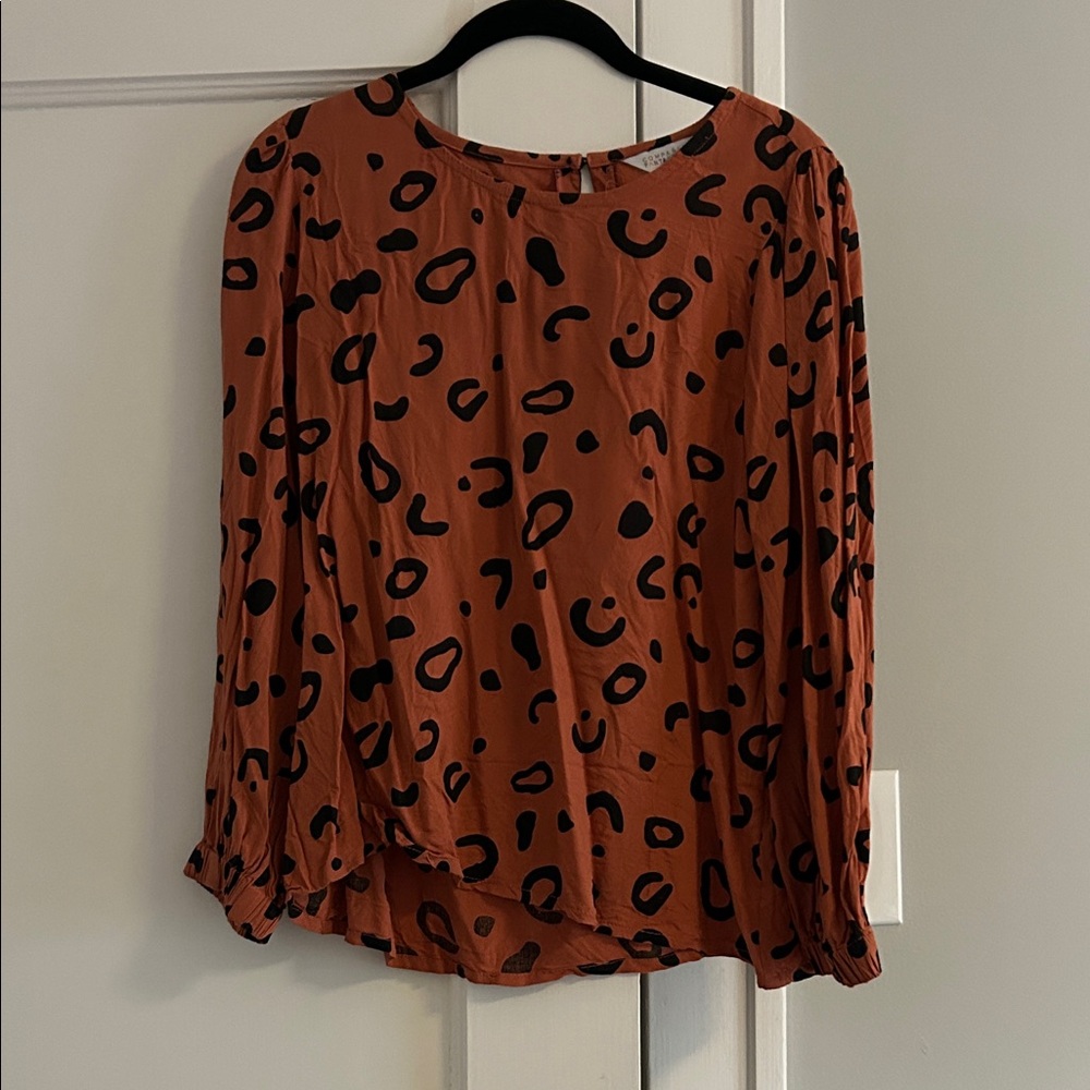 Chic Rust Leopard Print Long Sleeve Top